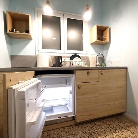 Rustic Studio Apartment เอเธนส์ ภายนอก รูปภาพ
