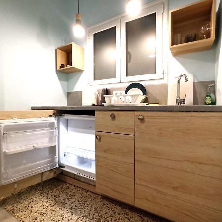 Rustic Studio Apartment เอเธนส์ ภายนอก รูปภาพ