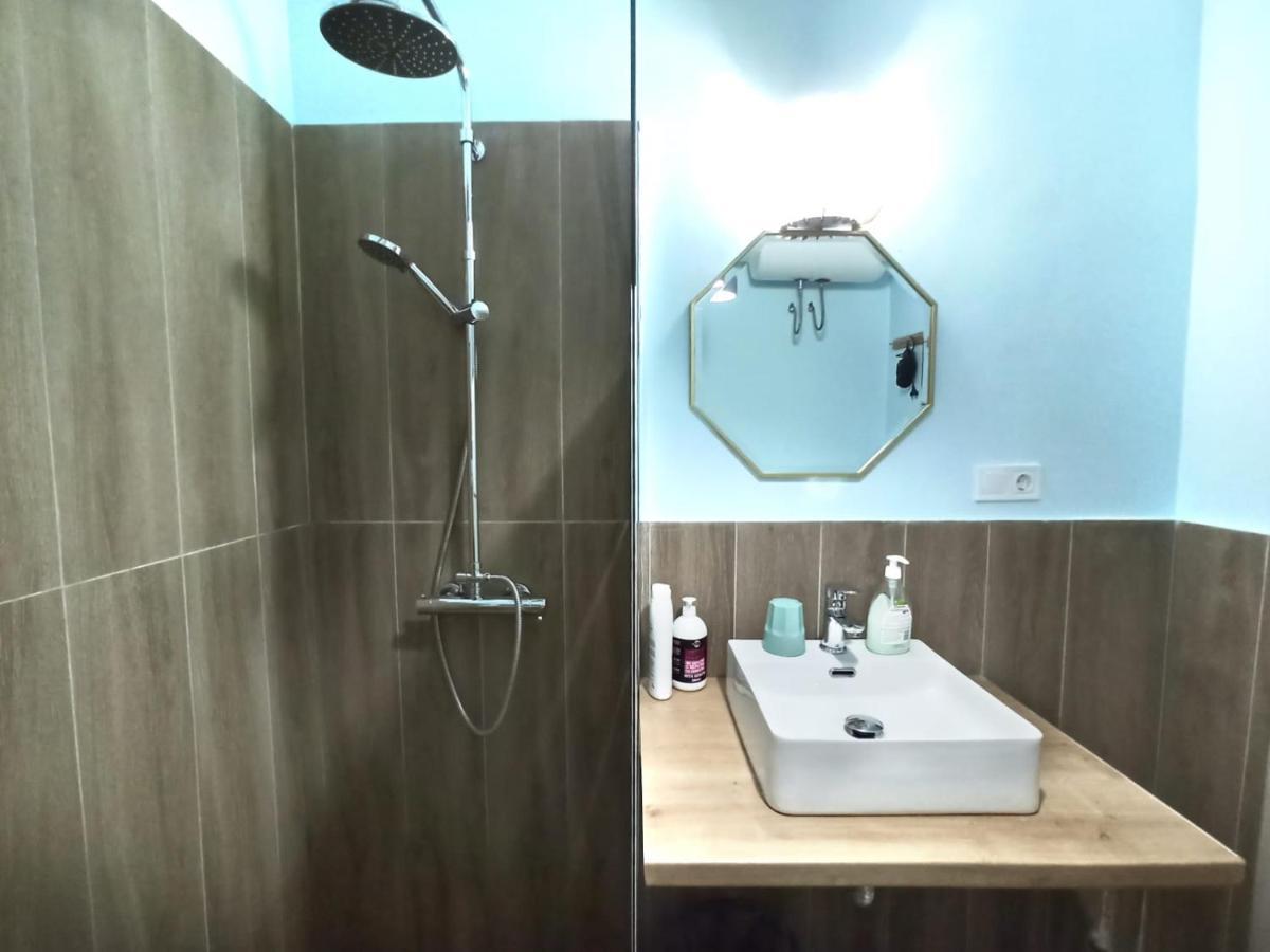 Rustic Studio Apartment เอเธนส์ ภายนอก รูปภาพ